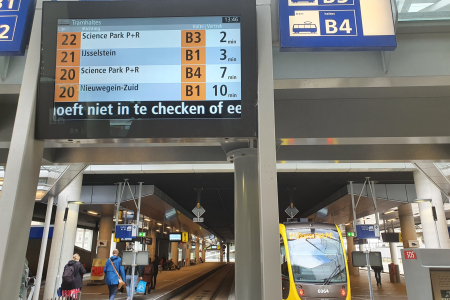 Foto werken onder de OV-oppervlakte